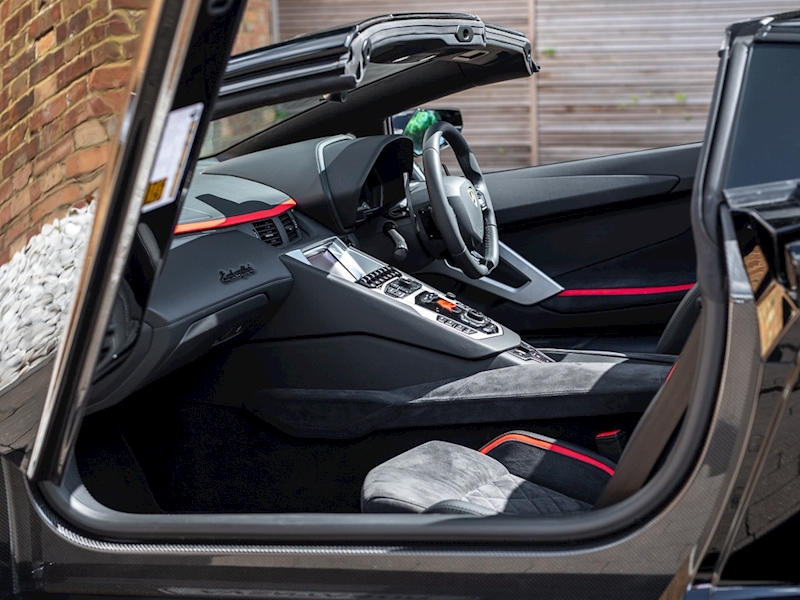 2018 Lamborghini Aventador S LP740-4 Roadster, 7/20