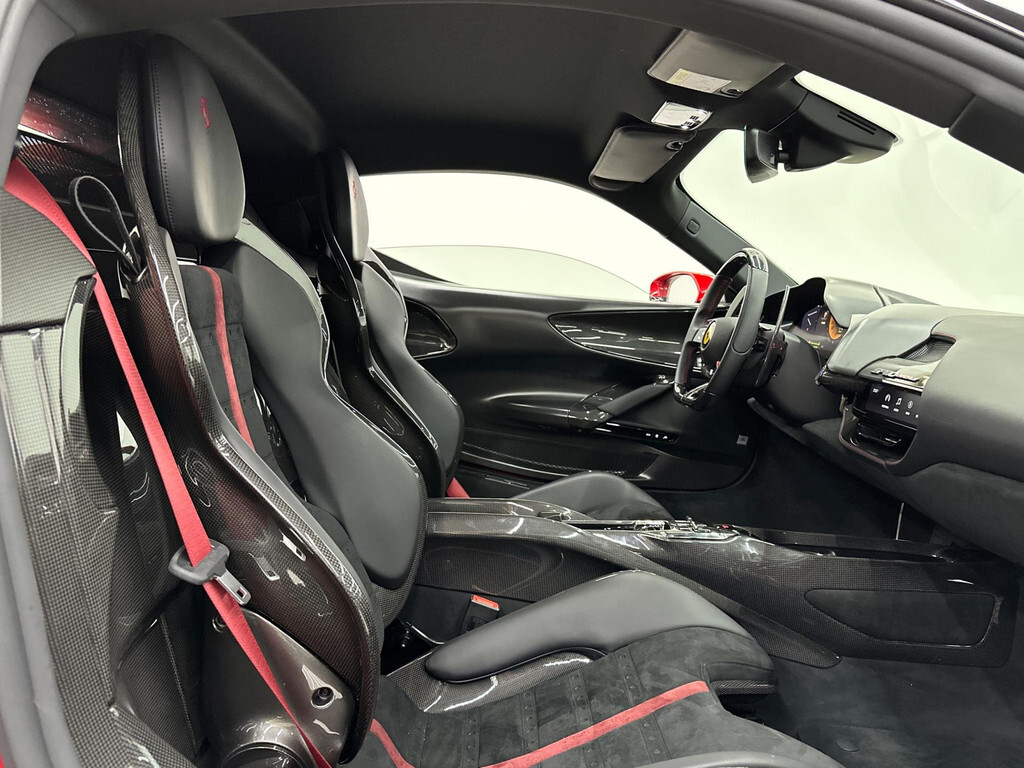 2022 Ferrari SF90 Stradale Assetto Fiorano, 14/20