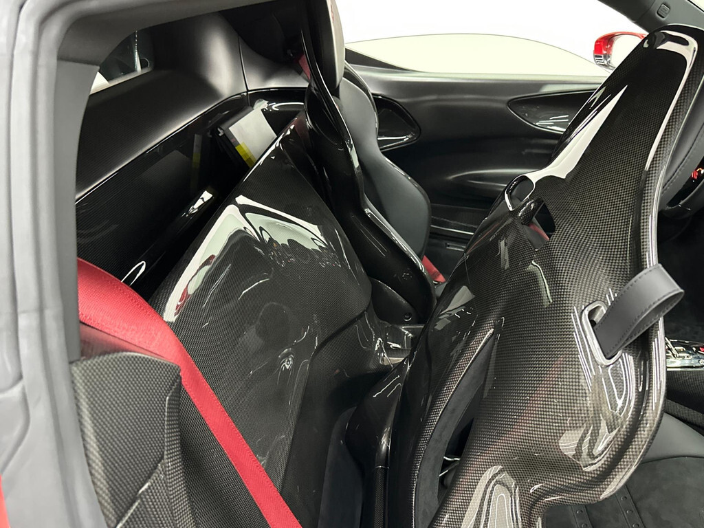 2022 Ferrari SF90 Stradale Assetto Fiorano, 15/20