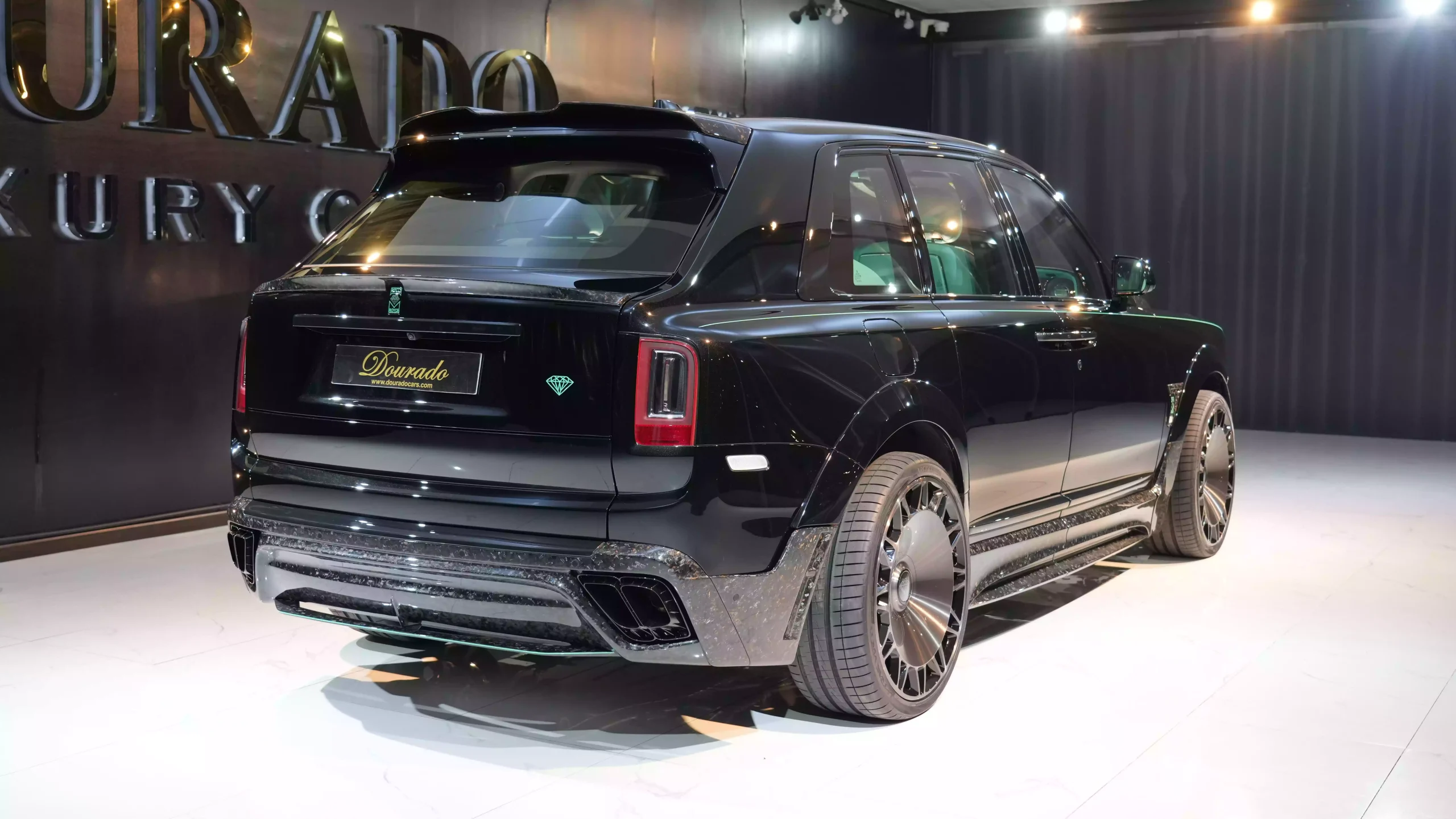 2024 Rolls-Royce Cullinan Onyx Concept, 6/20