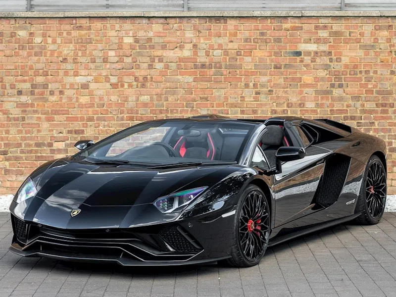 2018 Lamborghini Aventador S LP740-4 Roadster for sale, exterior, Nero Aldebaran