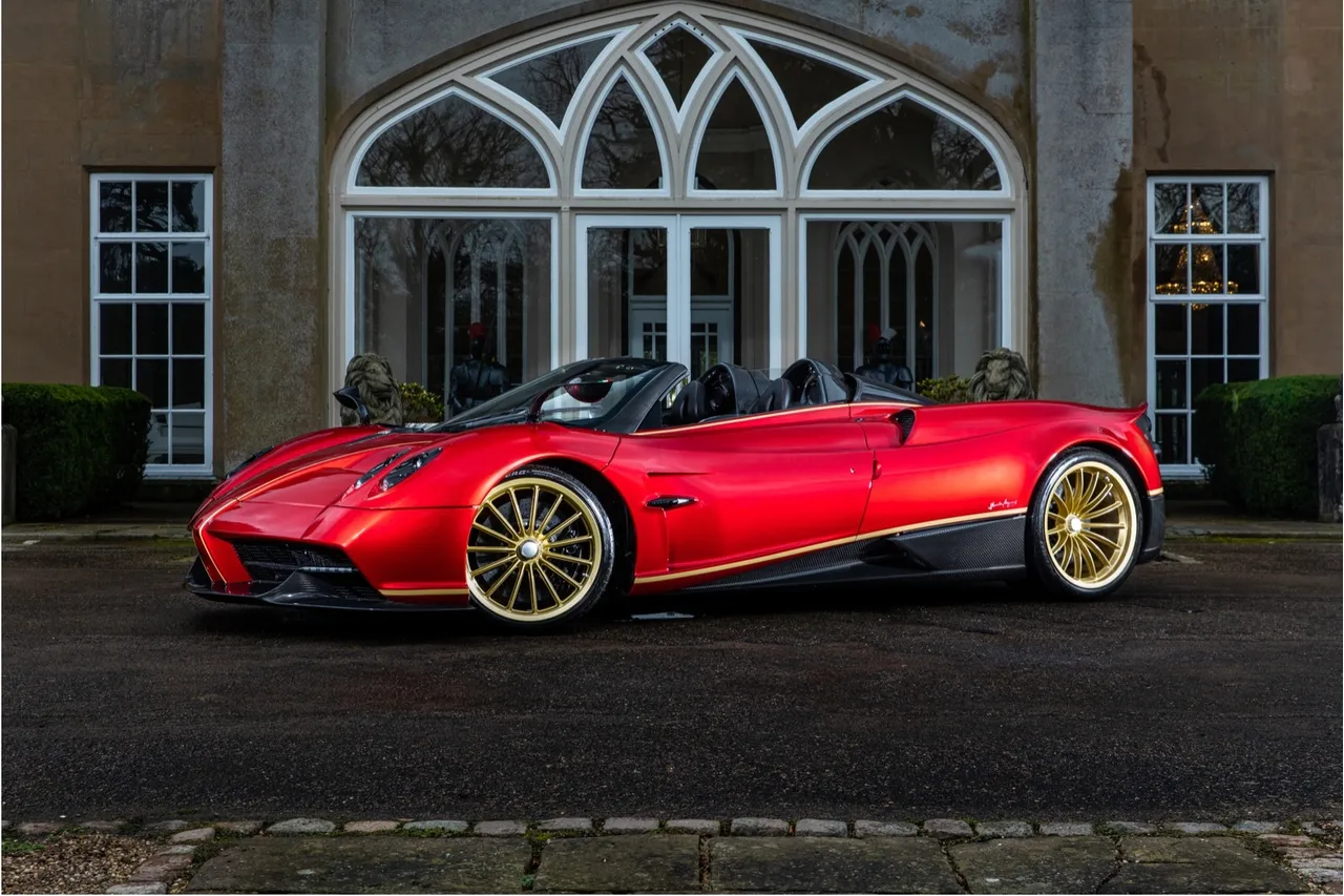 2019 Pagani Huayra Roadster, 3/20