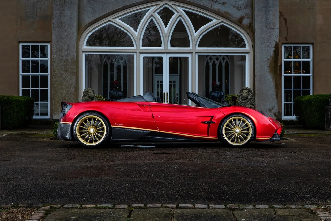 2019 Pagani Huayra Roadster, 7/20