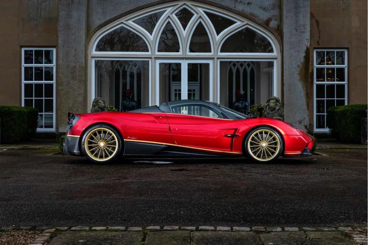 2019 Pagani Huayra Roadster, 9/20