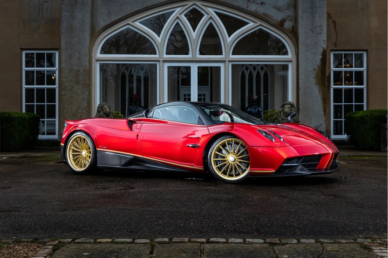 2019 Pagani Huayra Roadster, 11/20