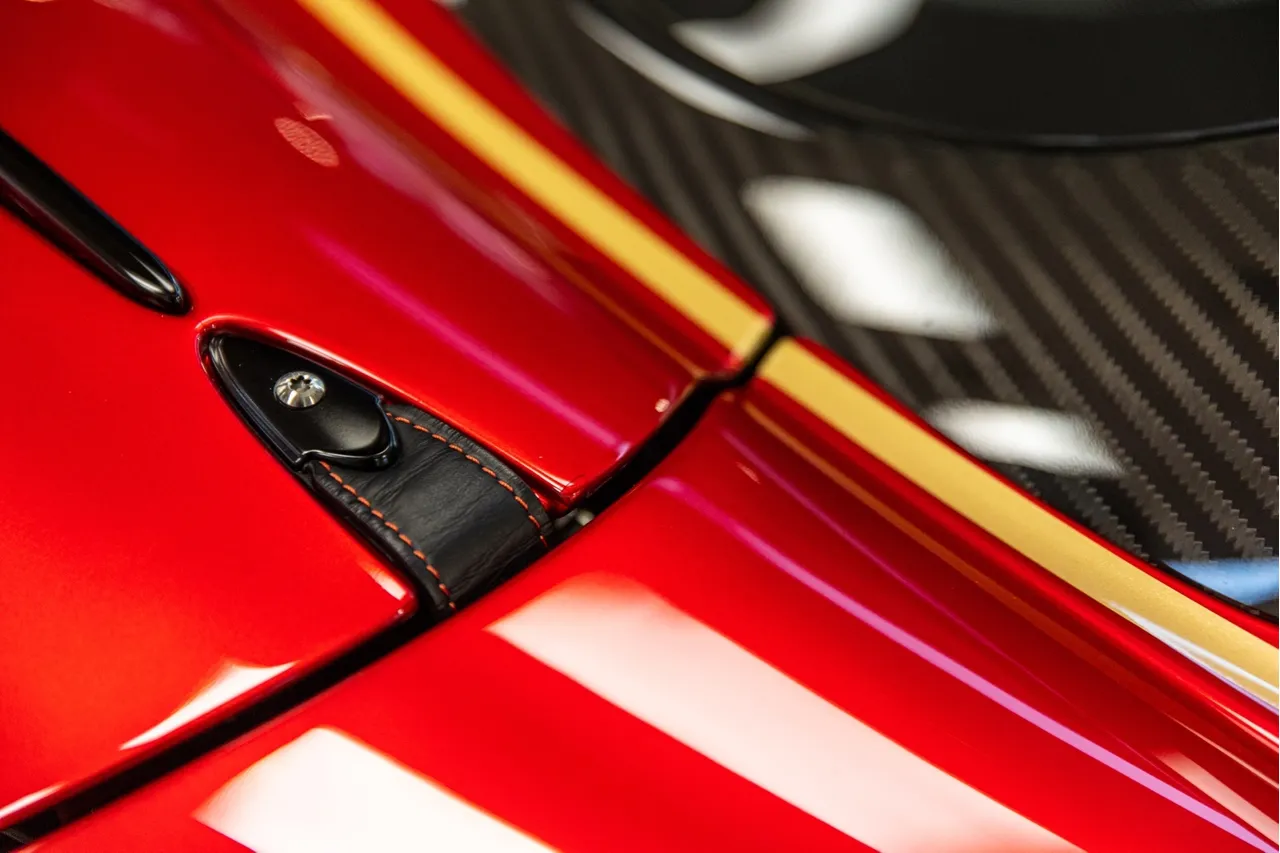 2019 Pagani Huayra Roadster, 19/20