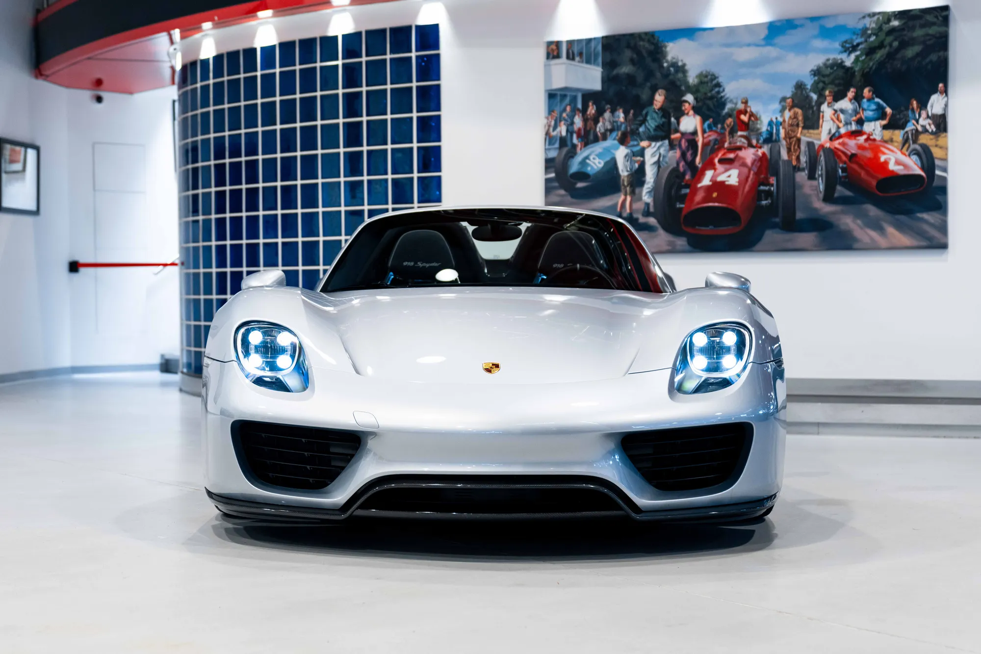 2015 Porsche 918 Spyder