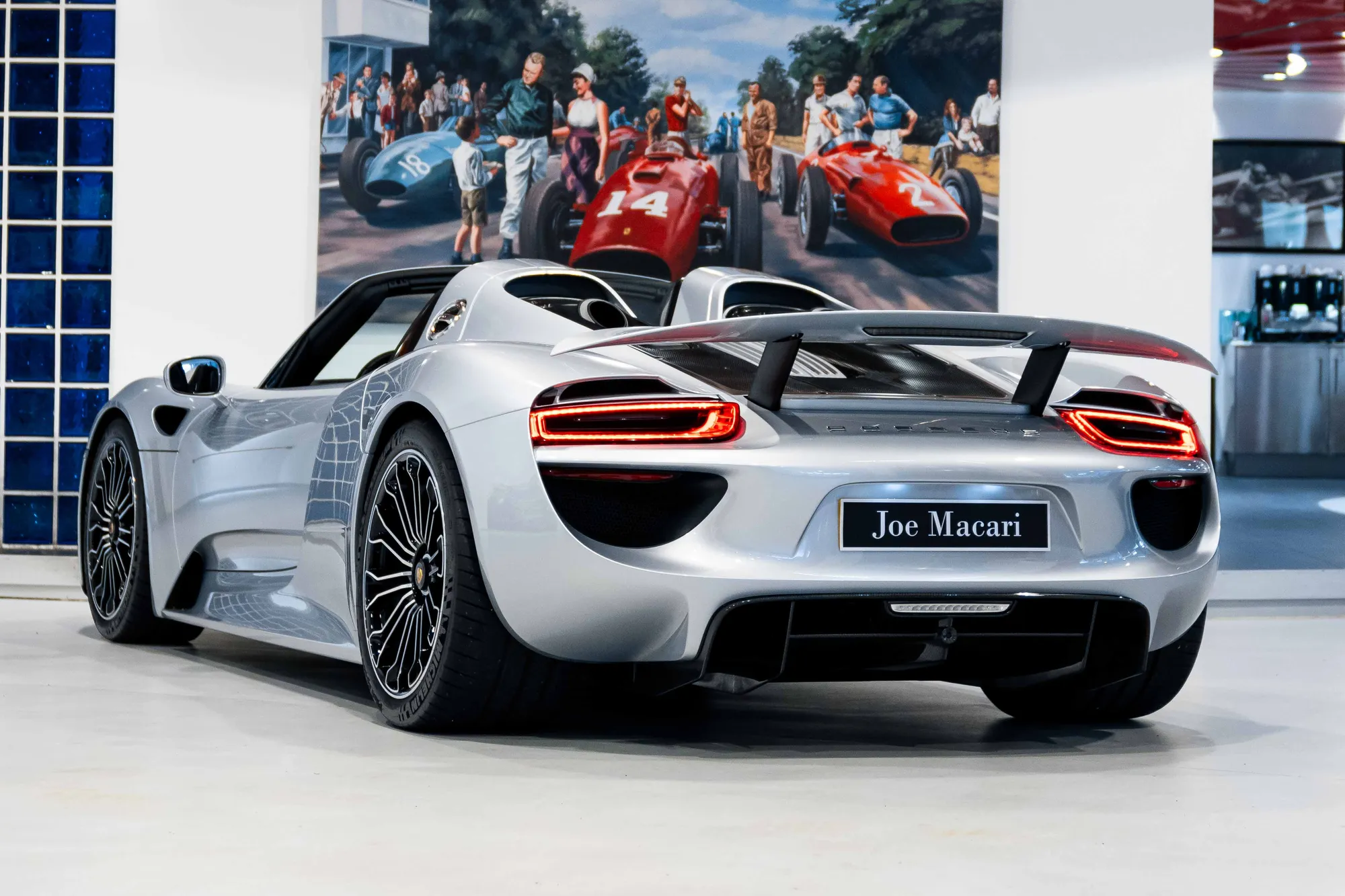 2015 Porsche 918 Spyder, 7/19