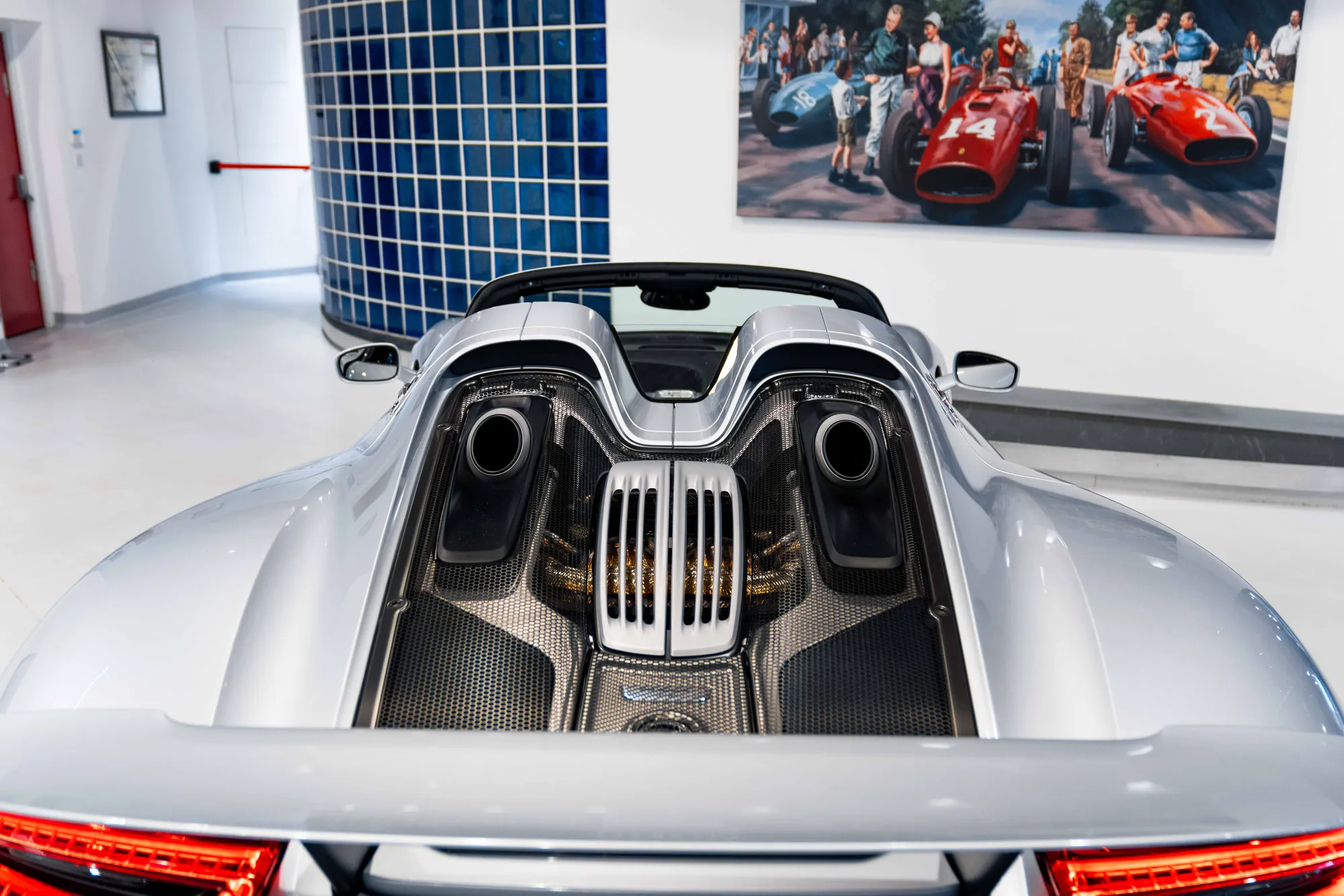 2015 Porsche 918 Spyder, 8/19