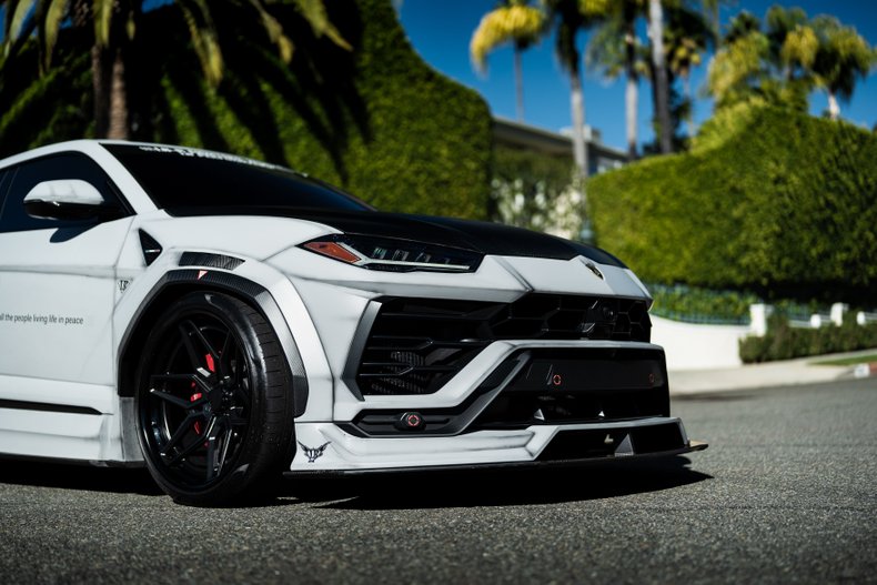 2019 Lamborghini Urus Liberty Walk, 3/6