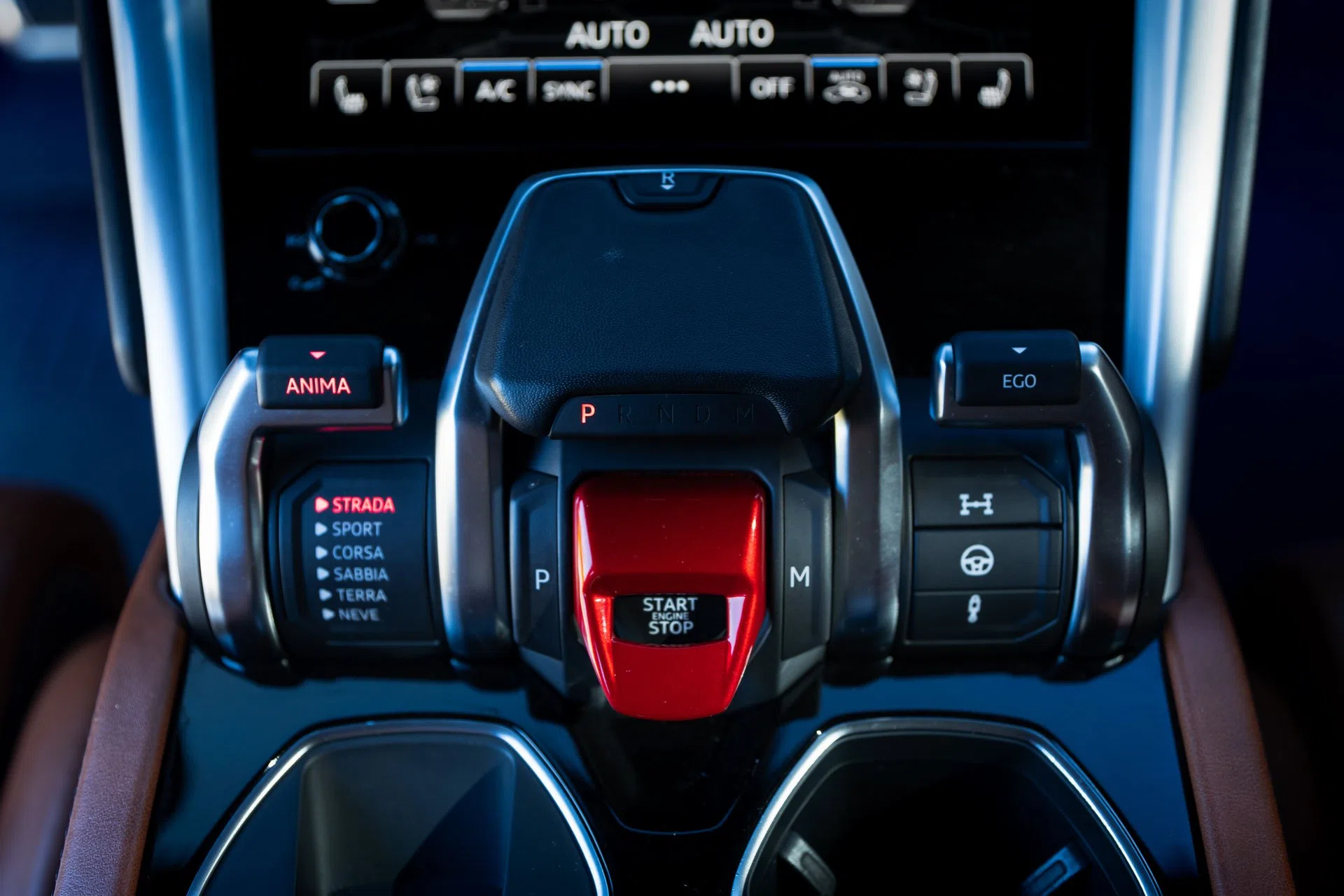 2019 Lamborghini Urus Liberty Walk interior, center console
