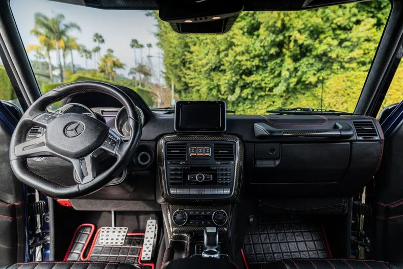 2014 BRABUS G 700 6x6 interior, dashboard