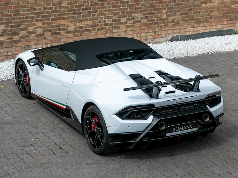 2018 Lamborghini Huracan LP640-4 Performante Spyder, 16/20