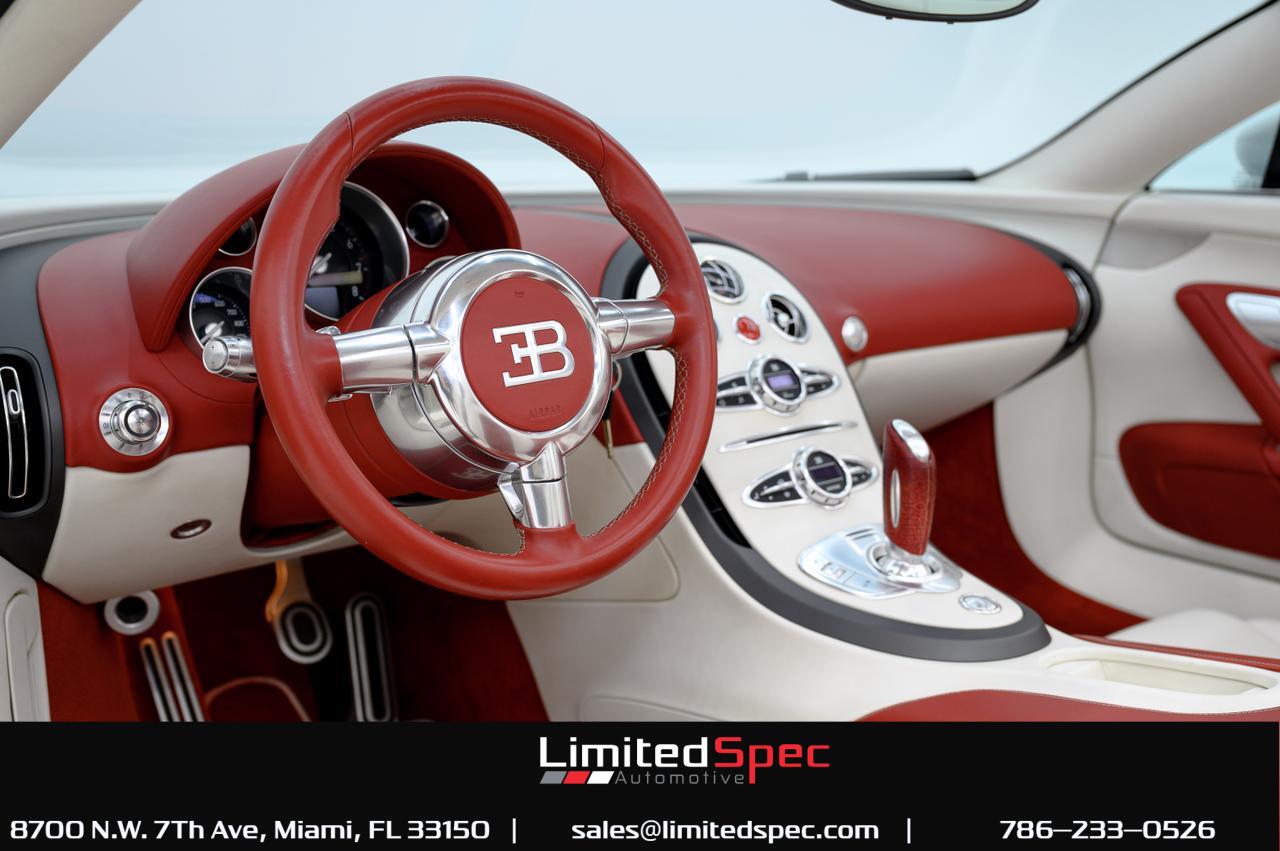 2011 Bugatti Veyron 16.4, 17/20
