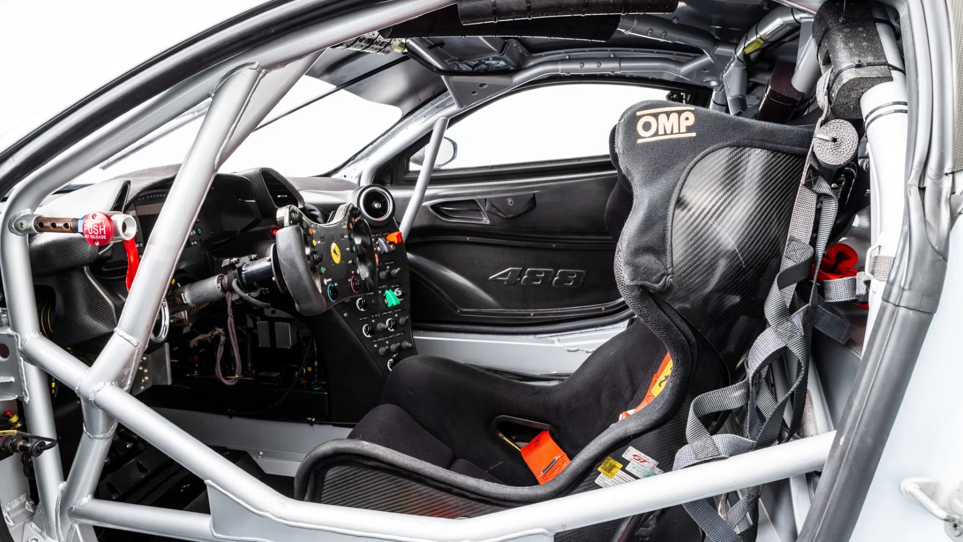 2016 FERRARI 488 GT3 EVO interior, Alcantara/ Carbon Schwarz