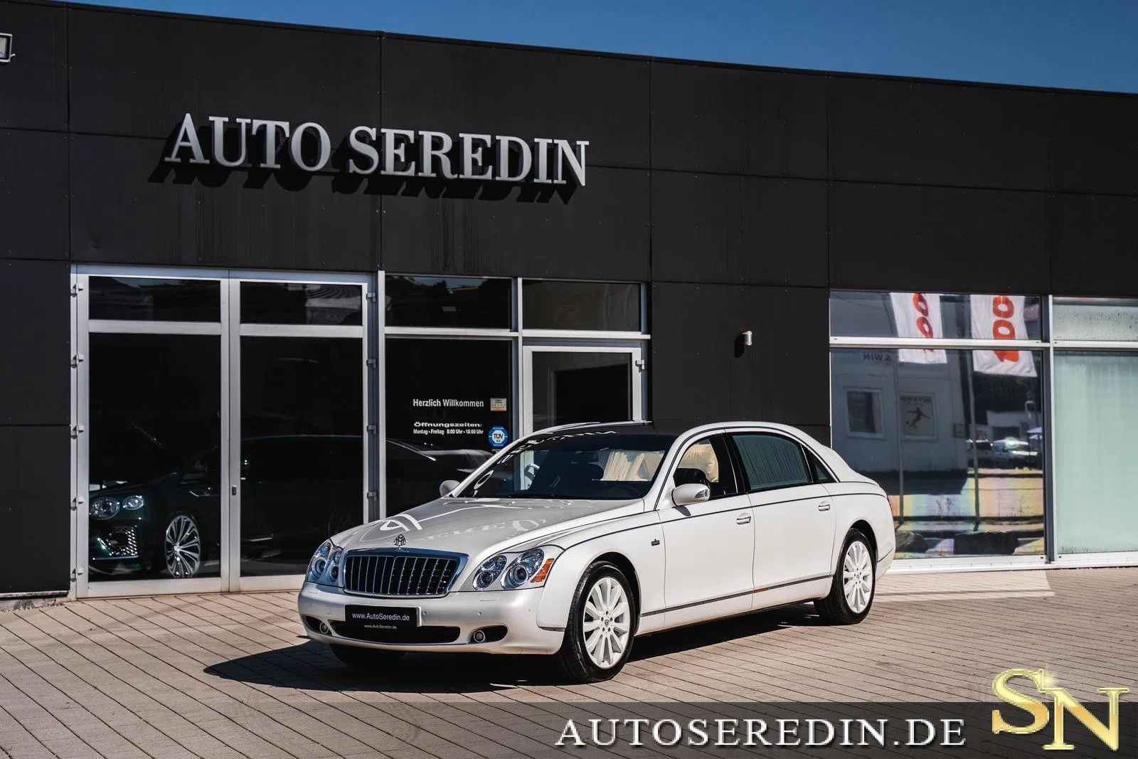 2018 Maybach 62S Landaulet for sale, exterior, Antigua White | metallic