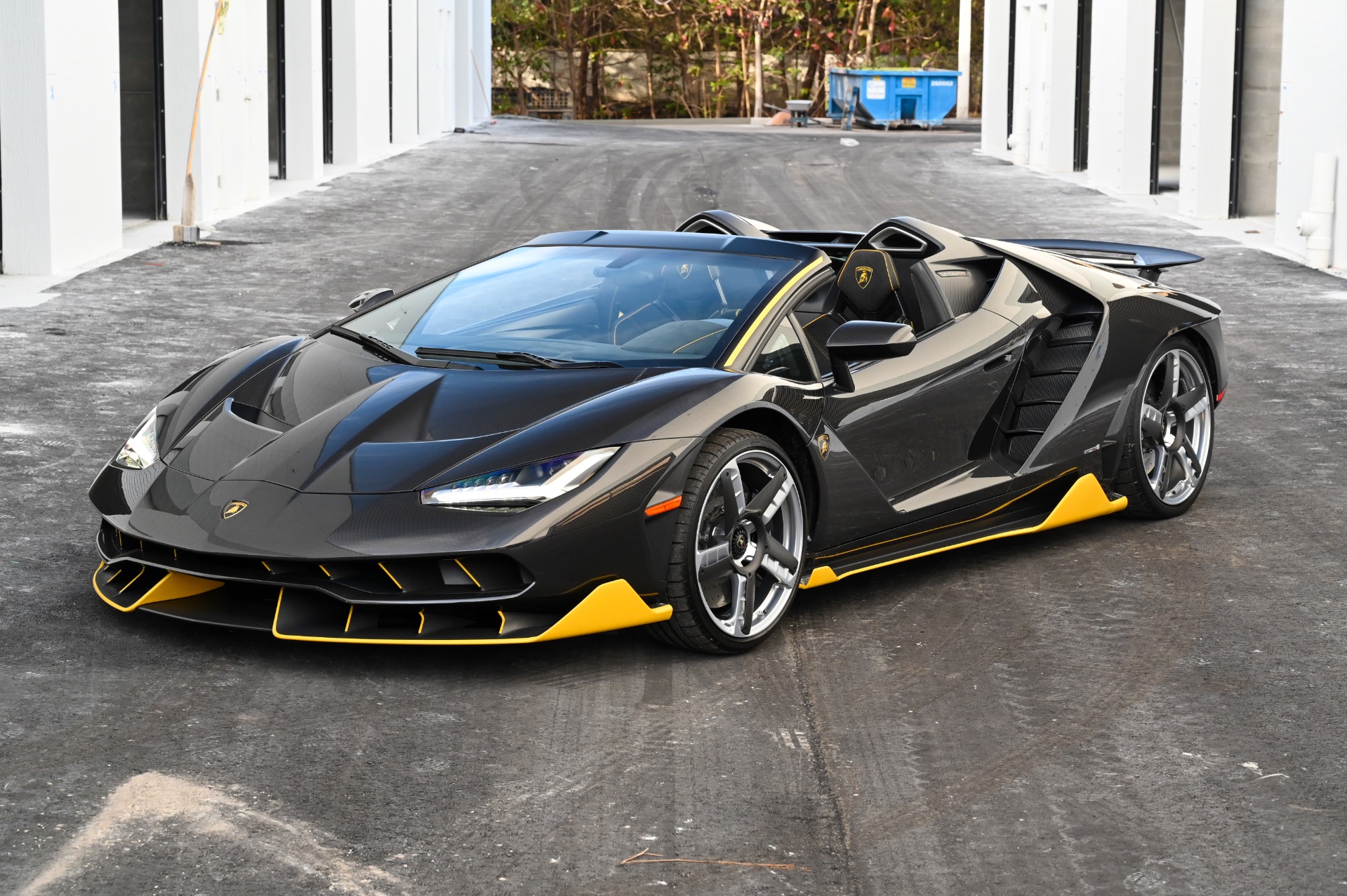 2017 Lamborghini Centenario Roadster