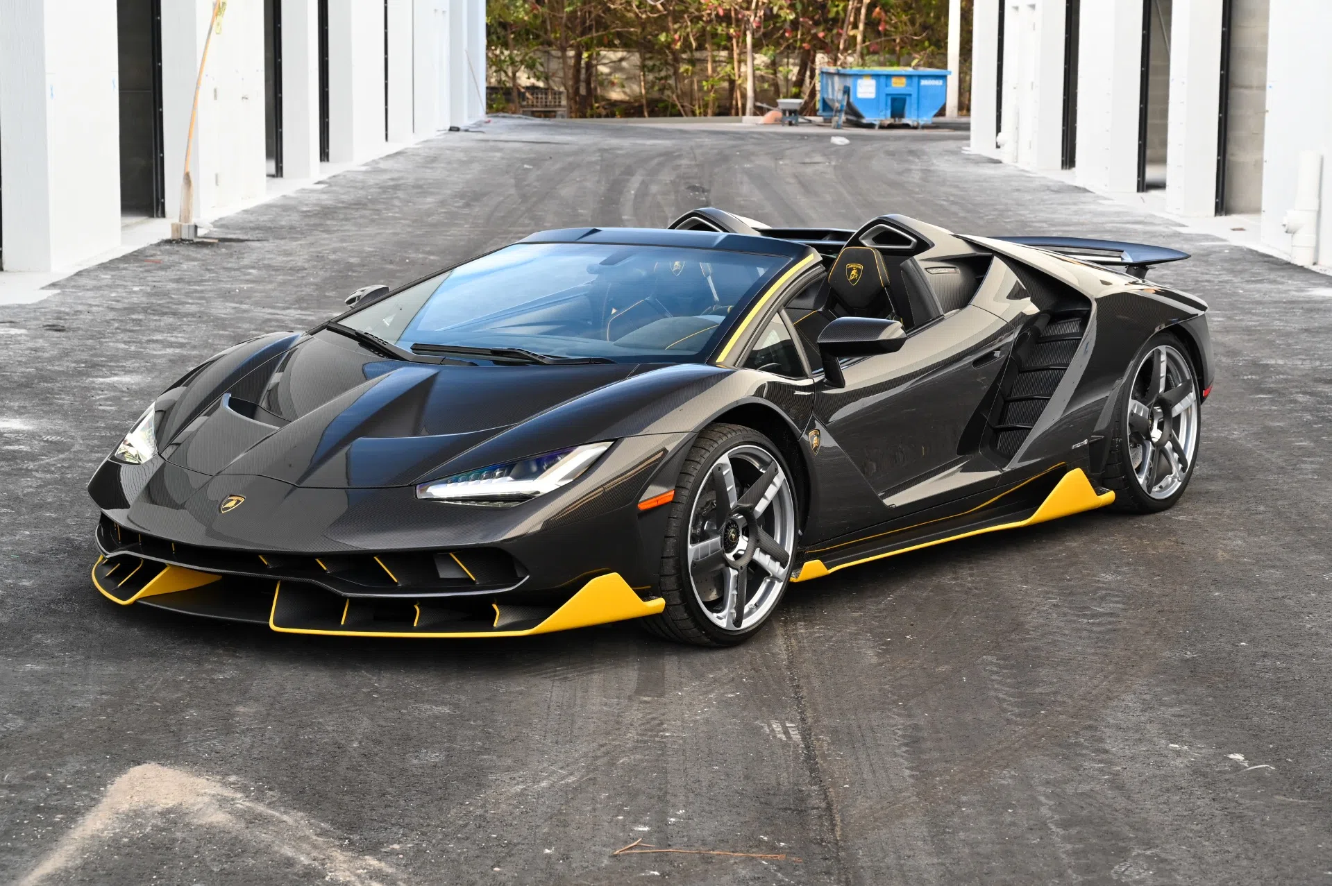 2017 Lamborghini Centenario Roadster