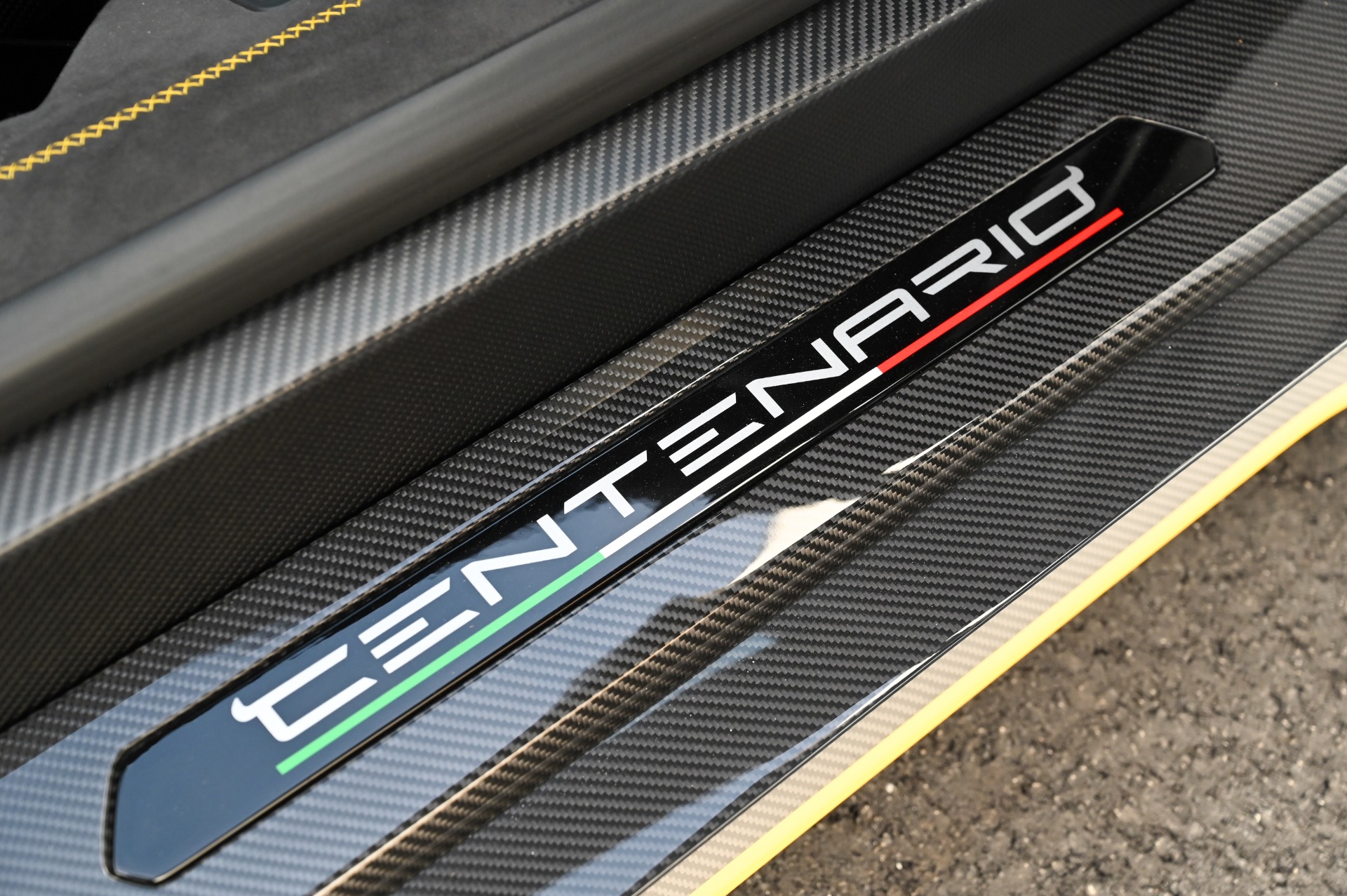 2017 Lamborghini Centenario Roadster, 7/20