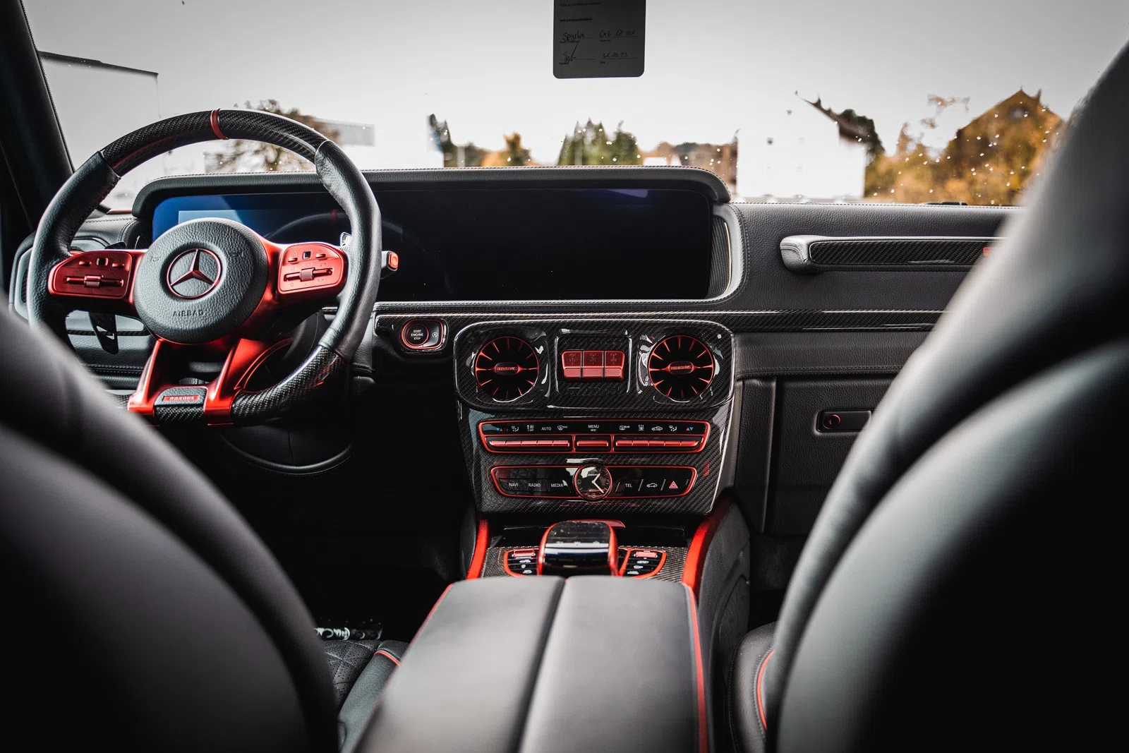 2024 BRABUS XLP 800 6x6 Adventure interior, Mondial Black | Leder