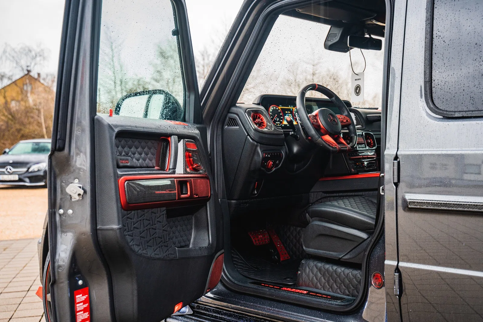 2024 BRABUS P 900 Rocket Edition interior, seats, Royal Black | Leder