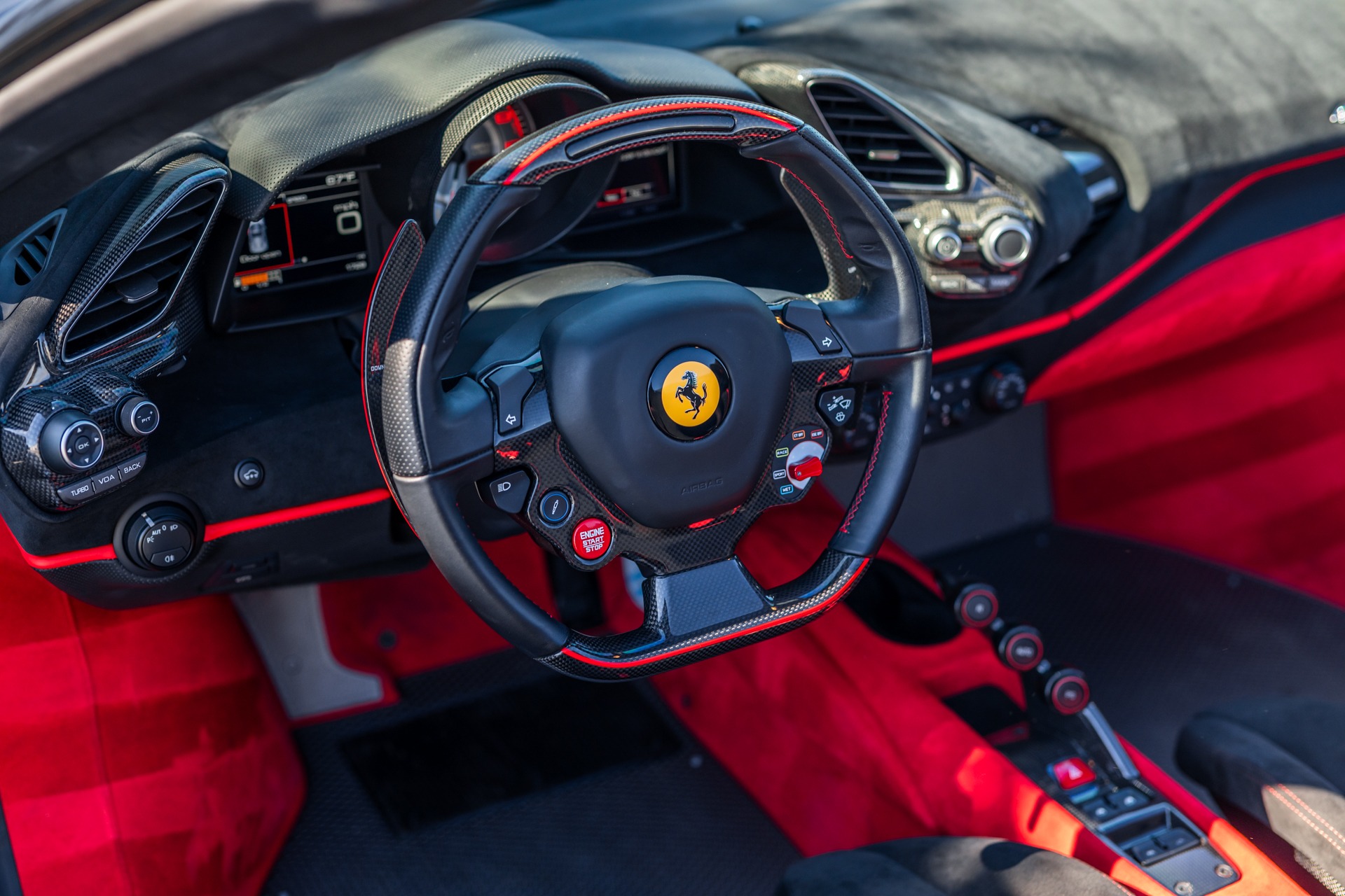 2020 Ferrari 488 Pista Spider, 6/20