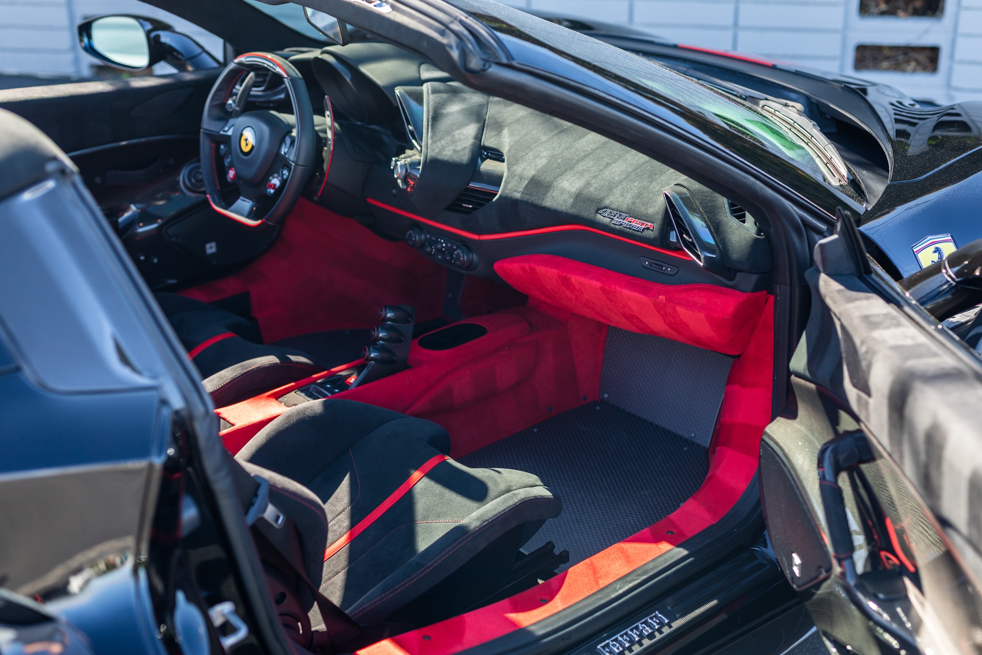 2020 Ferrari 488 Pista Spider, 18/20