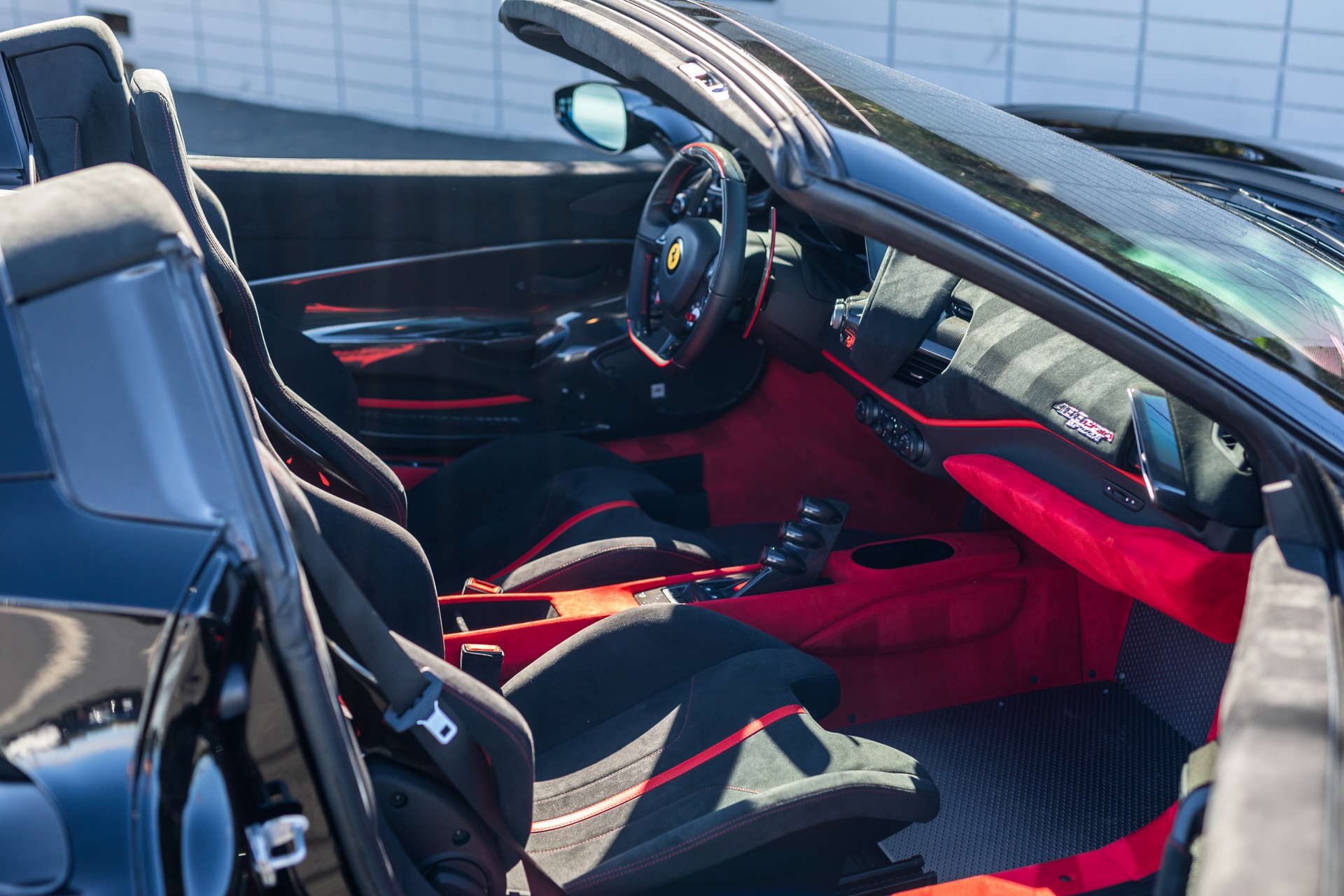 2020 Ferrari 488 Pista Spider, 19/20