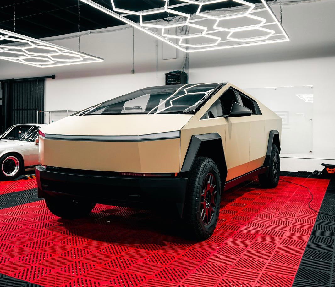 2024 Tesla CyberTruck, 5/18