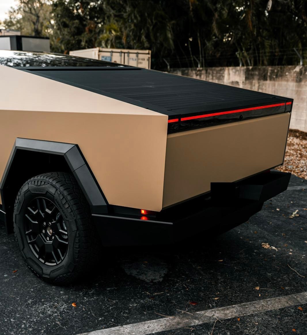 2024 Tesla CyberTruck, 12/18