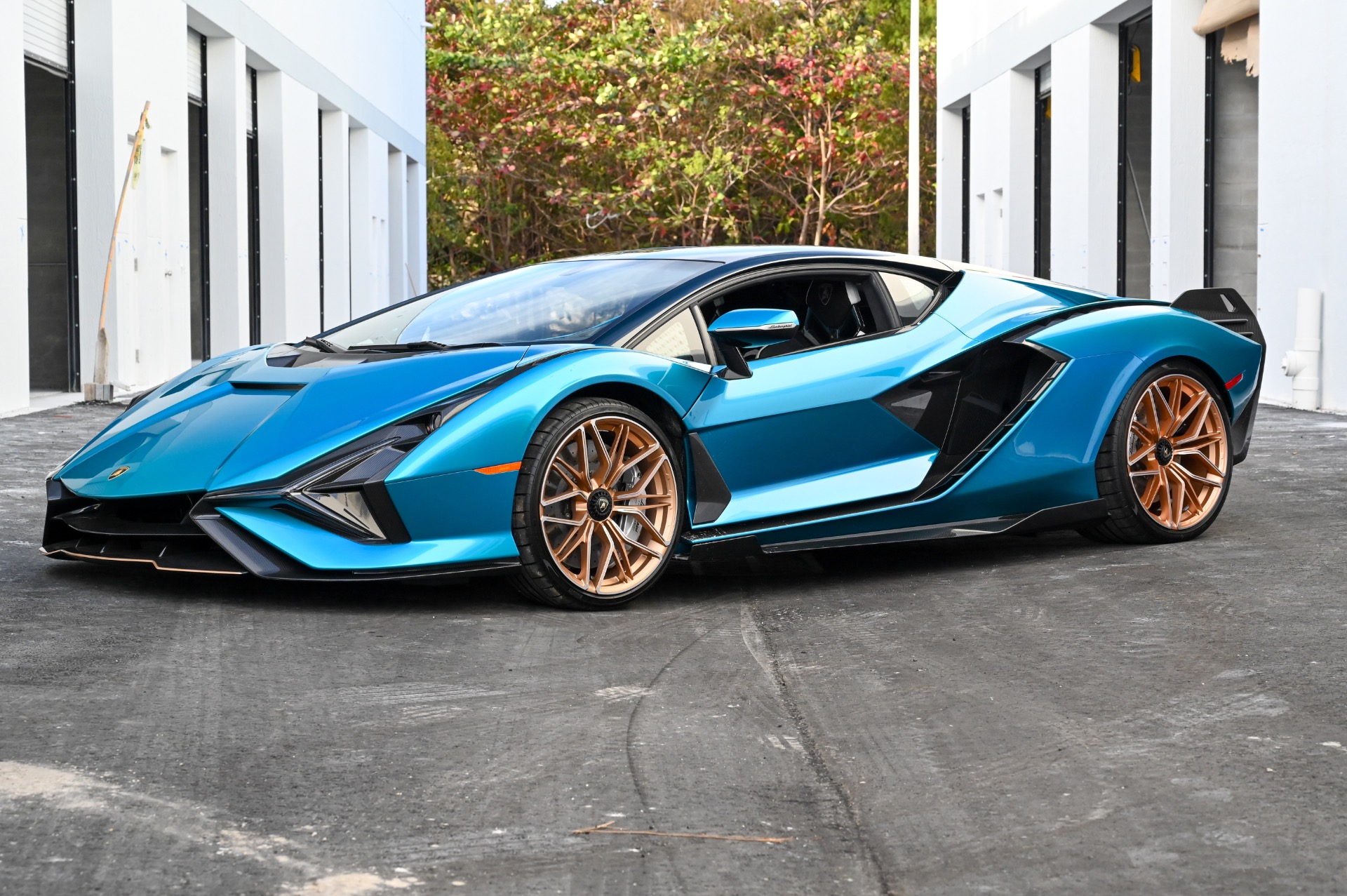 2020 Lamborghini Sián FKP 37, 7/20