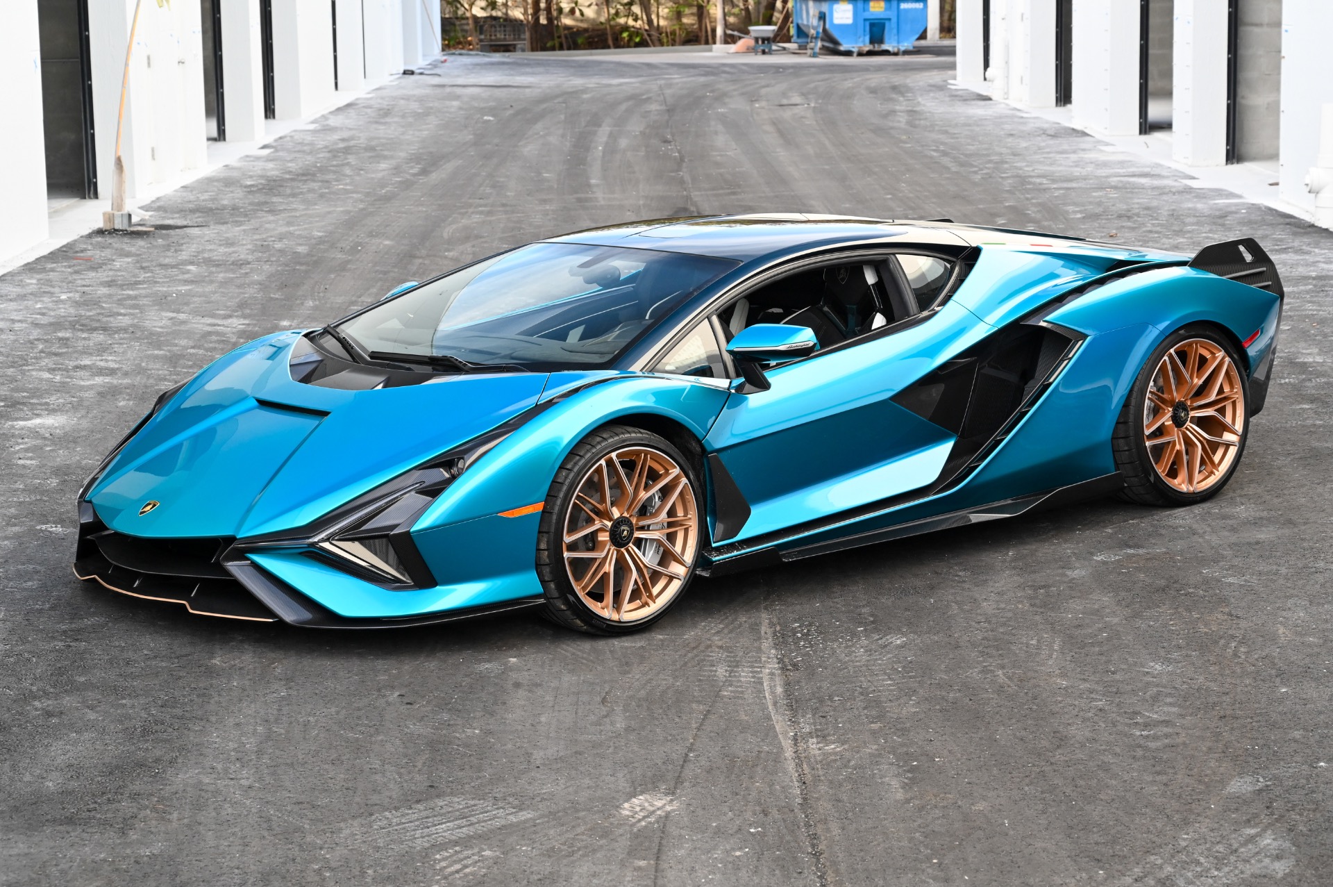 2020 Lamborghini Sián FKP 37, 8/20