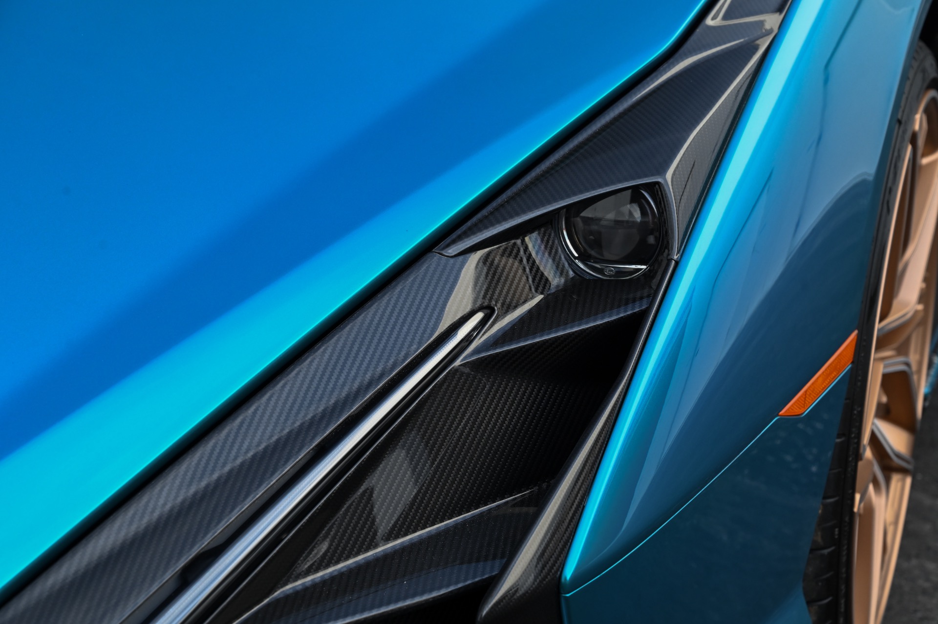 2020 Lamborghini Sián FKP 37, 10/20