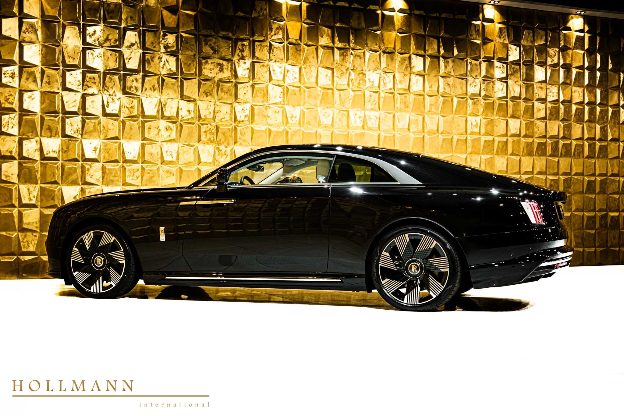 2024 Rolls-Royce Spectre, 6/17