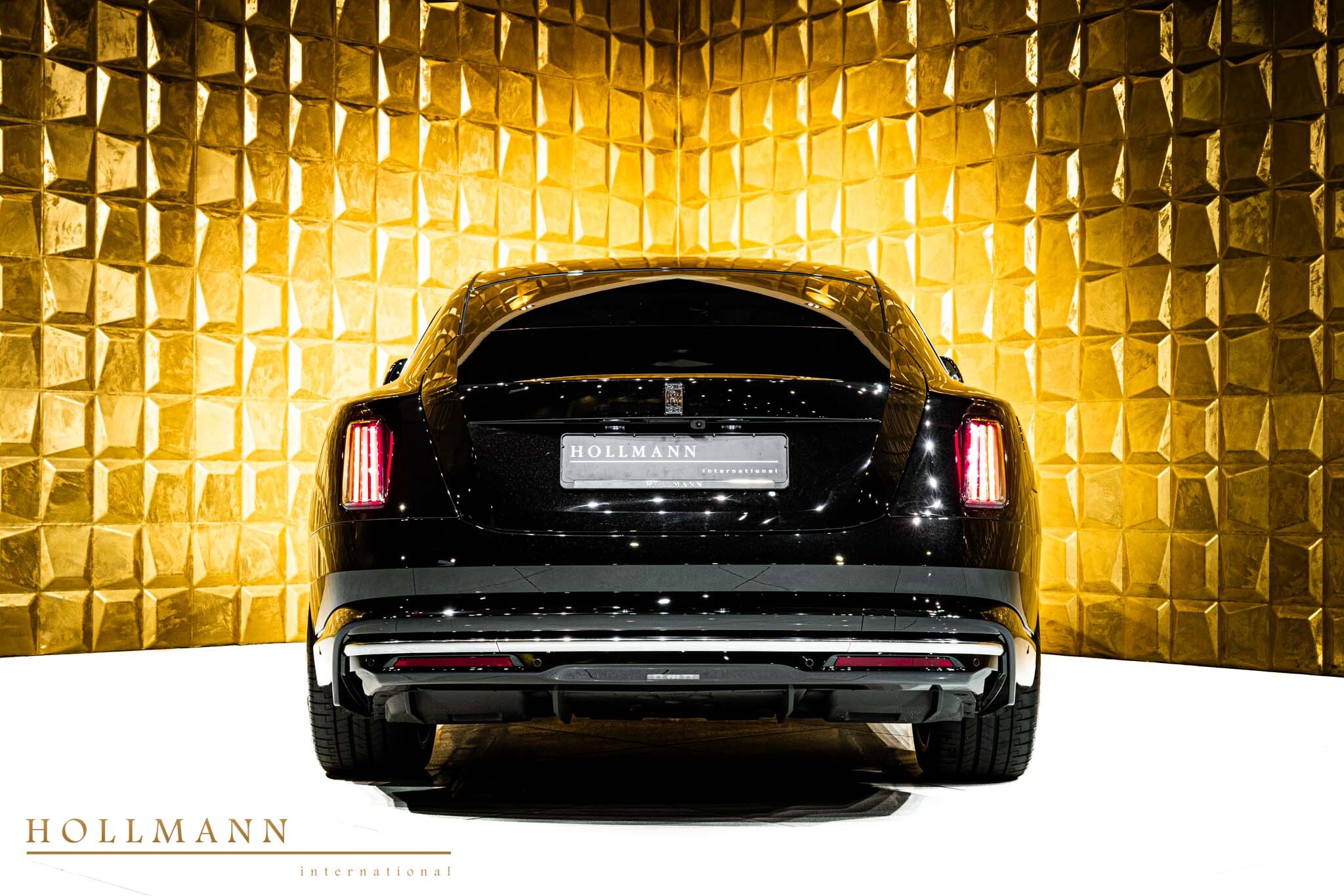 2024 Rolls-Royce Spectre, 7/17