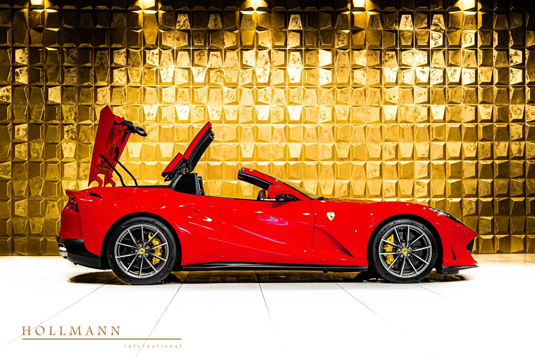 2024 Ferrari 812 GTS