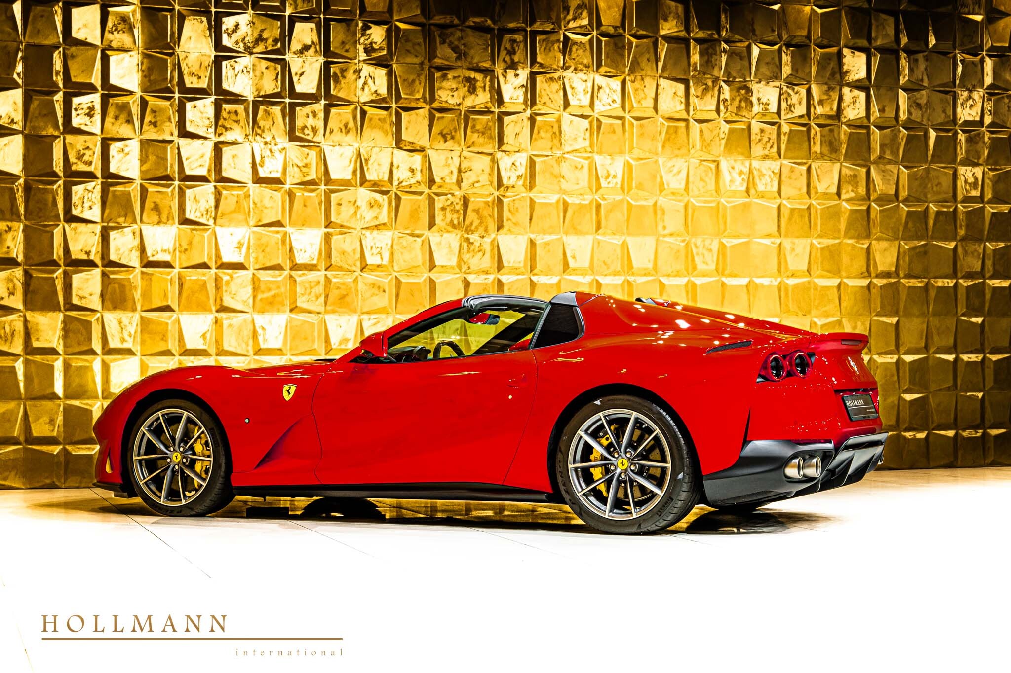 2024 Ferrari 812 GTS, 6/20