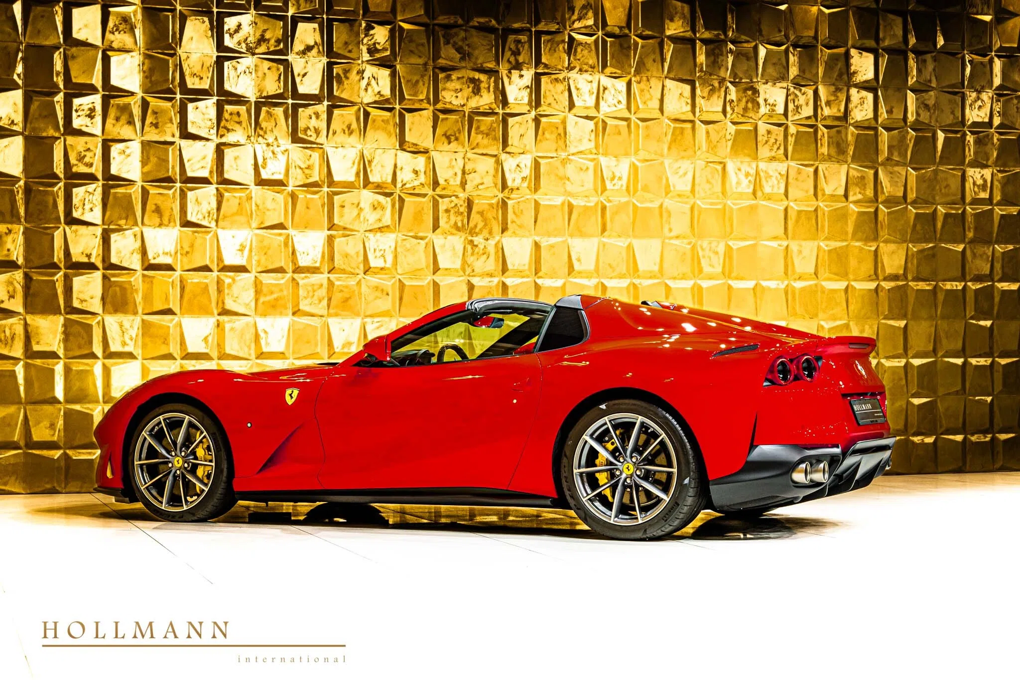 2024 Ferrari 812 GTS for sale, exterior, Rosso Corsa Red