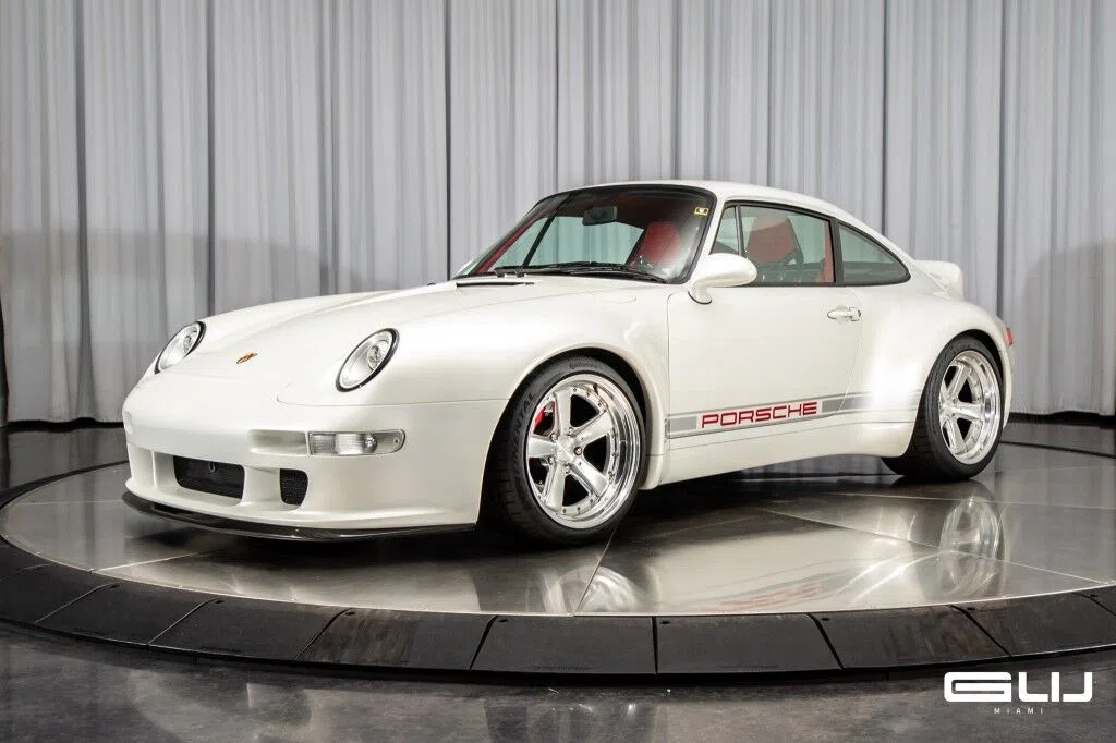 1995 Porsche 911 Carrera Remastered by Gunther Werks for sale, exterior, Bianco