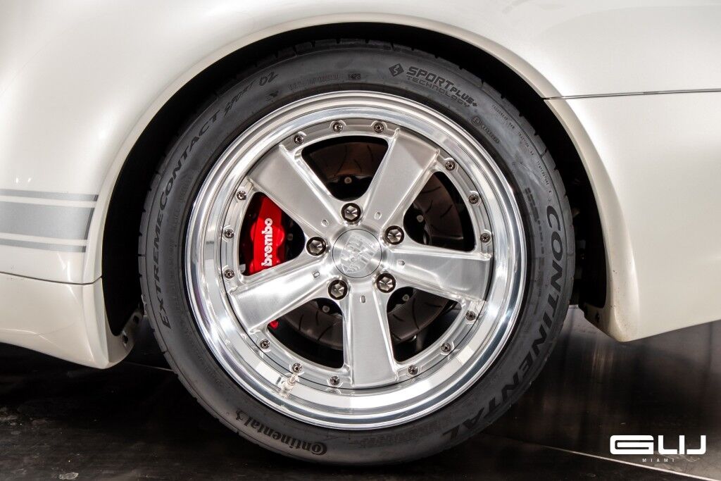1995 Porsche 911 Carrera Remastered by Gunther Werks, 7/18
