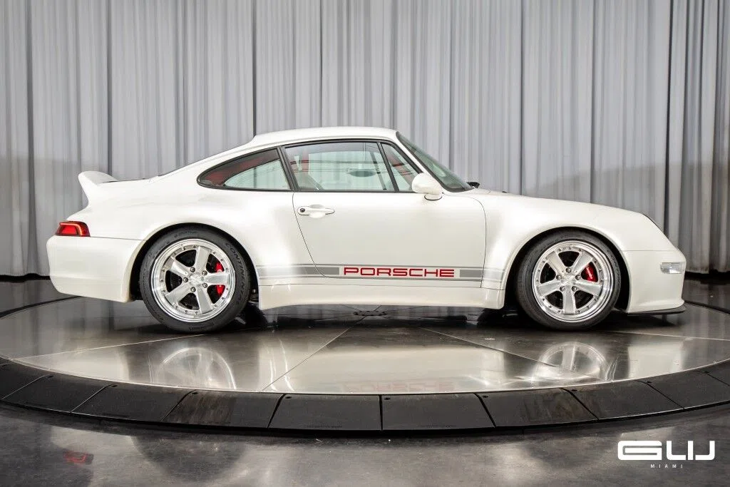 1995 Porsche 911 Carrera Remastered by Gunther Werks, side profile, Bianco