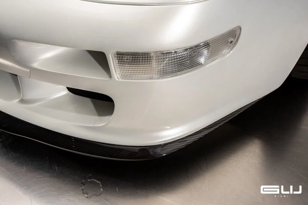 1995 Porsche 911 Carrera Remastered by Gunther Werks for sale, exterior, Bianco