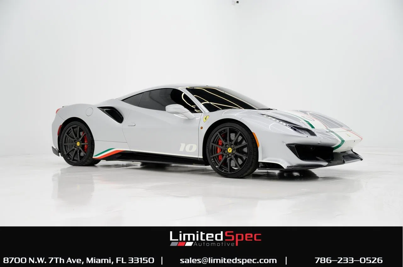 2019 Ferrari 488 Pista Piloti