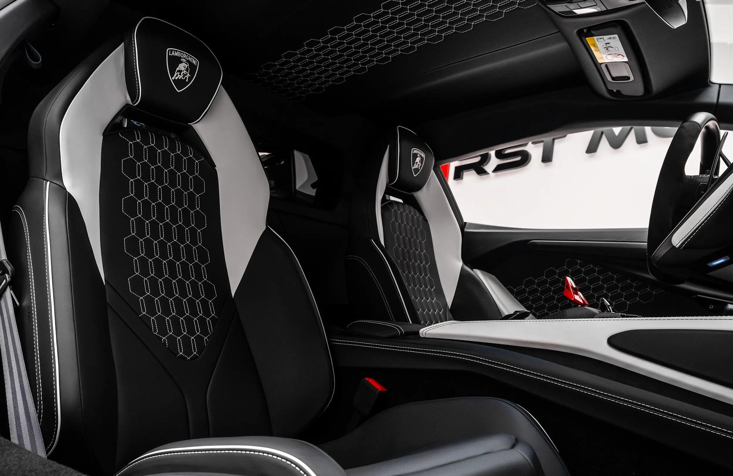 2024 Lamborghini Revuelto, 7/15