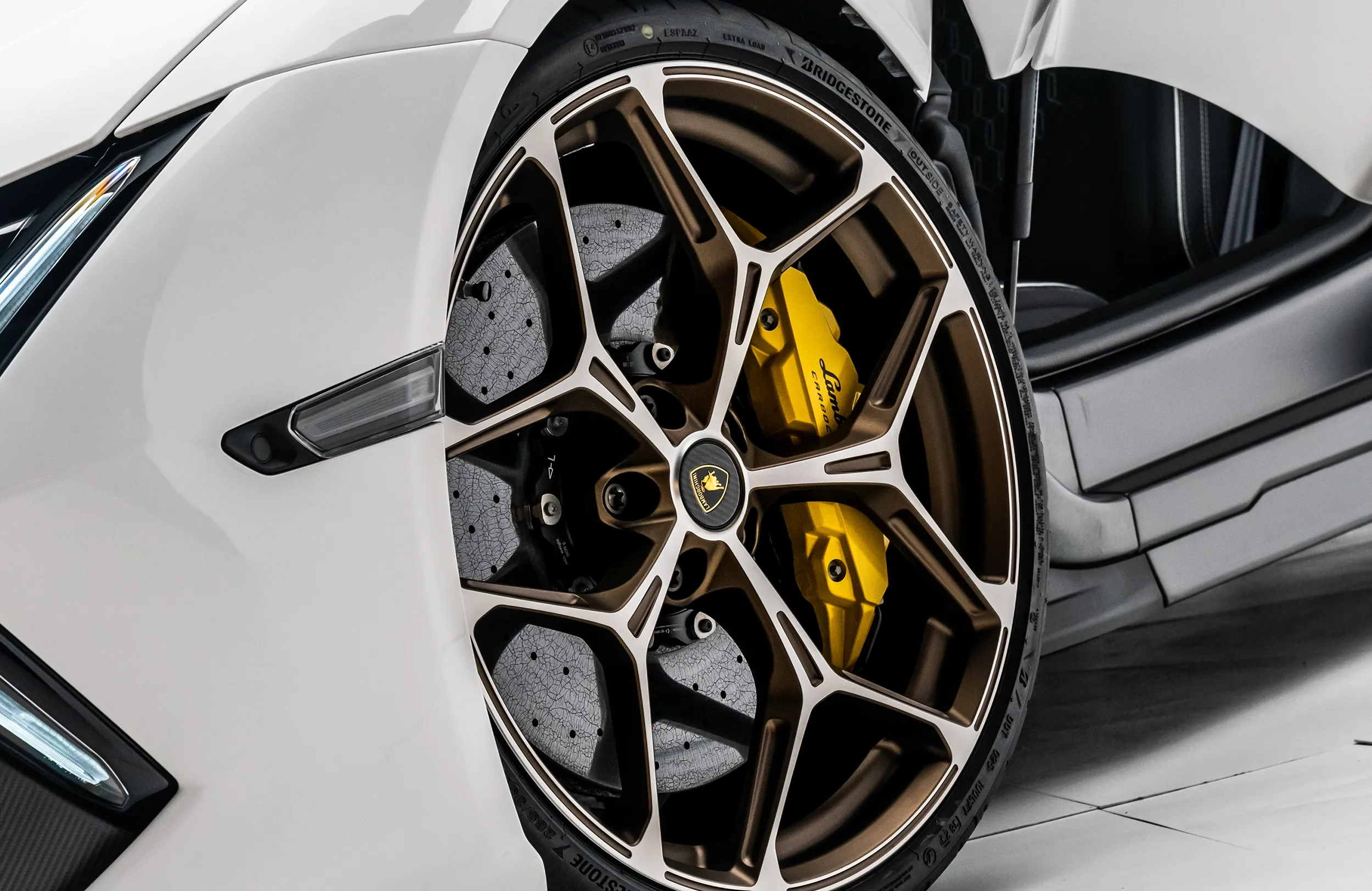 2024 Lamborghini Revuelto, 12/15
