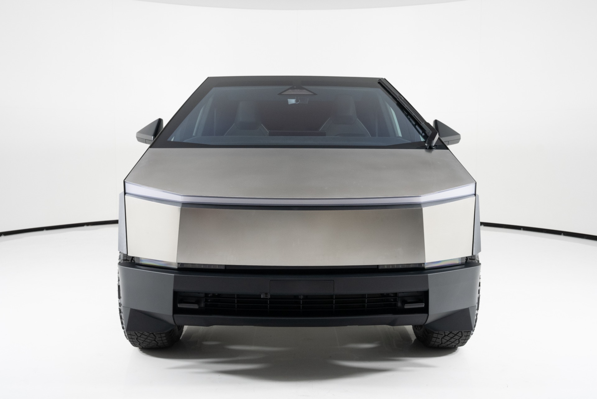 2024 Tesla Cybertruck, 3/19