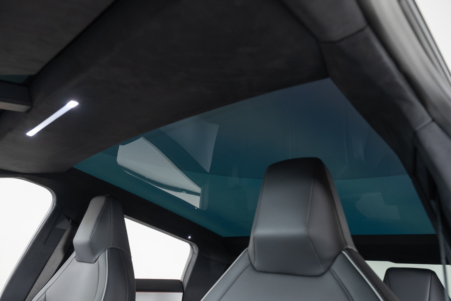 2024 Tesla Cybertruck, 13/19