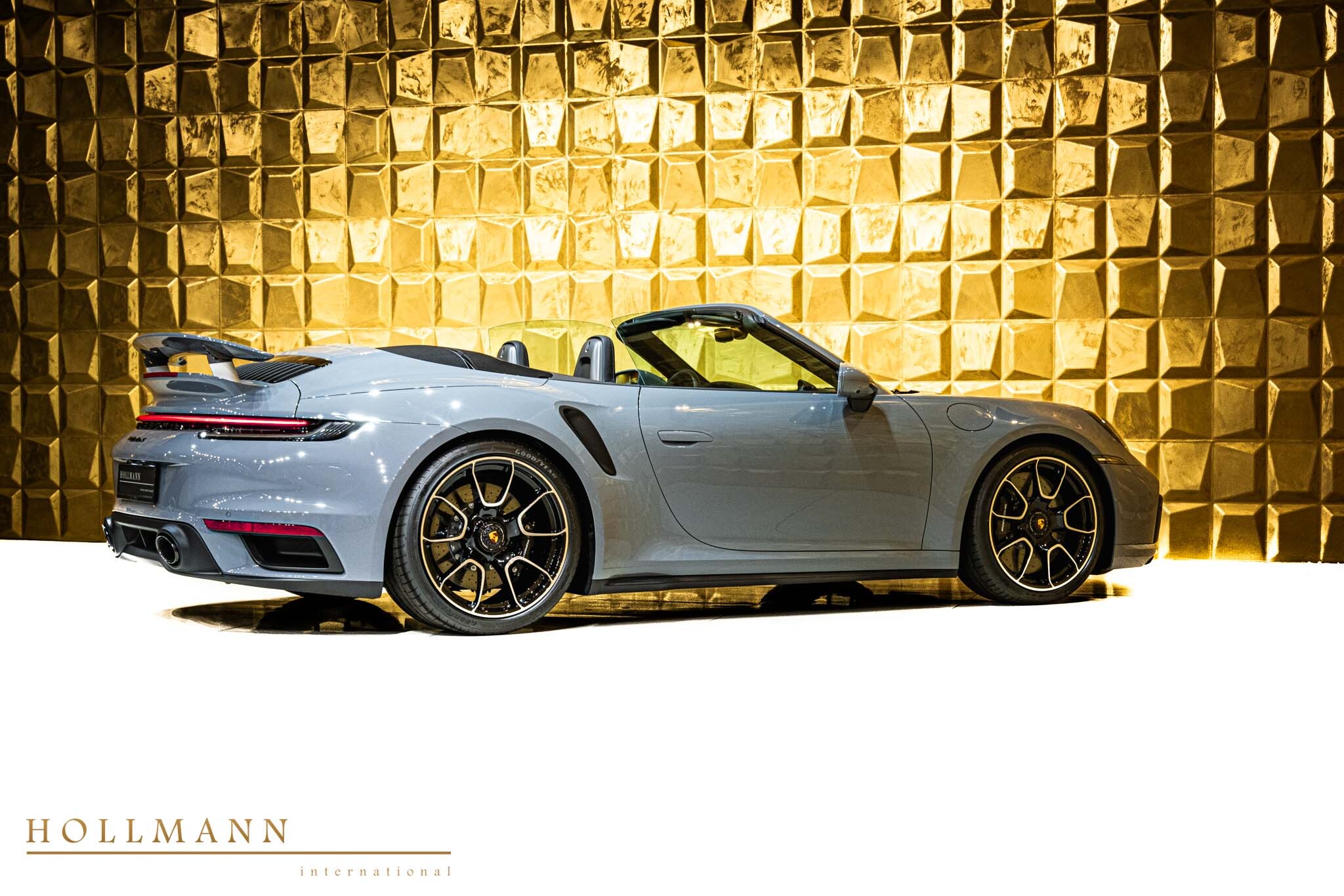 2024 Porsche 911 Turbo S Cabriolet, 10/20