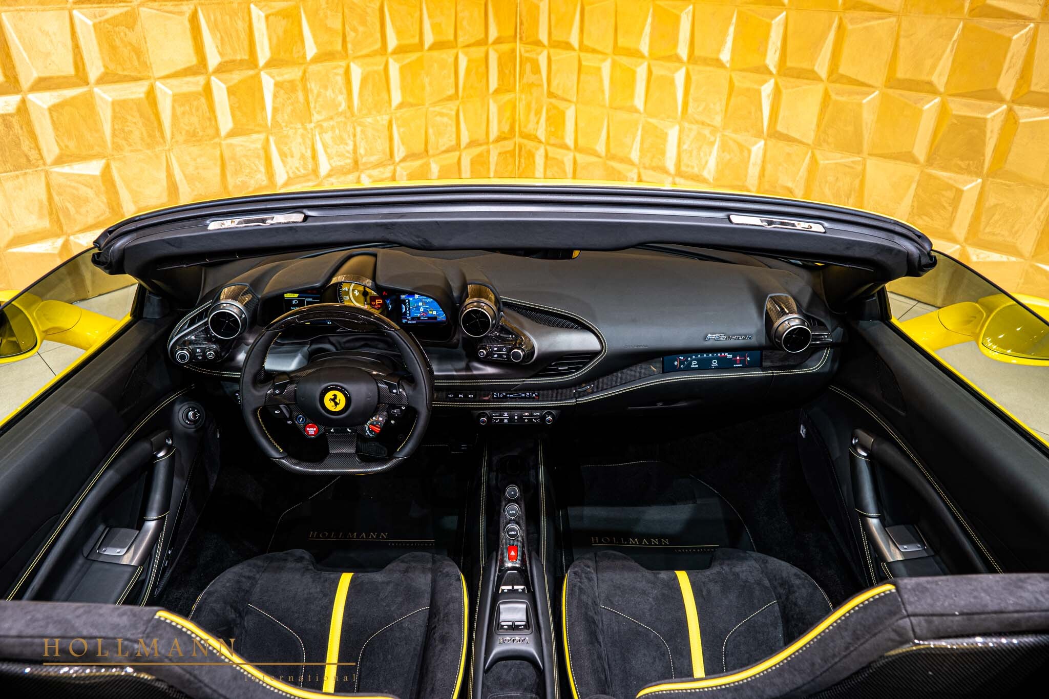 2024 Ferrari F8 Spider, 18/20