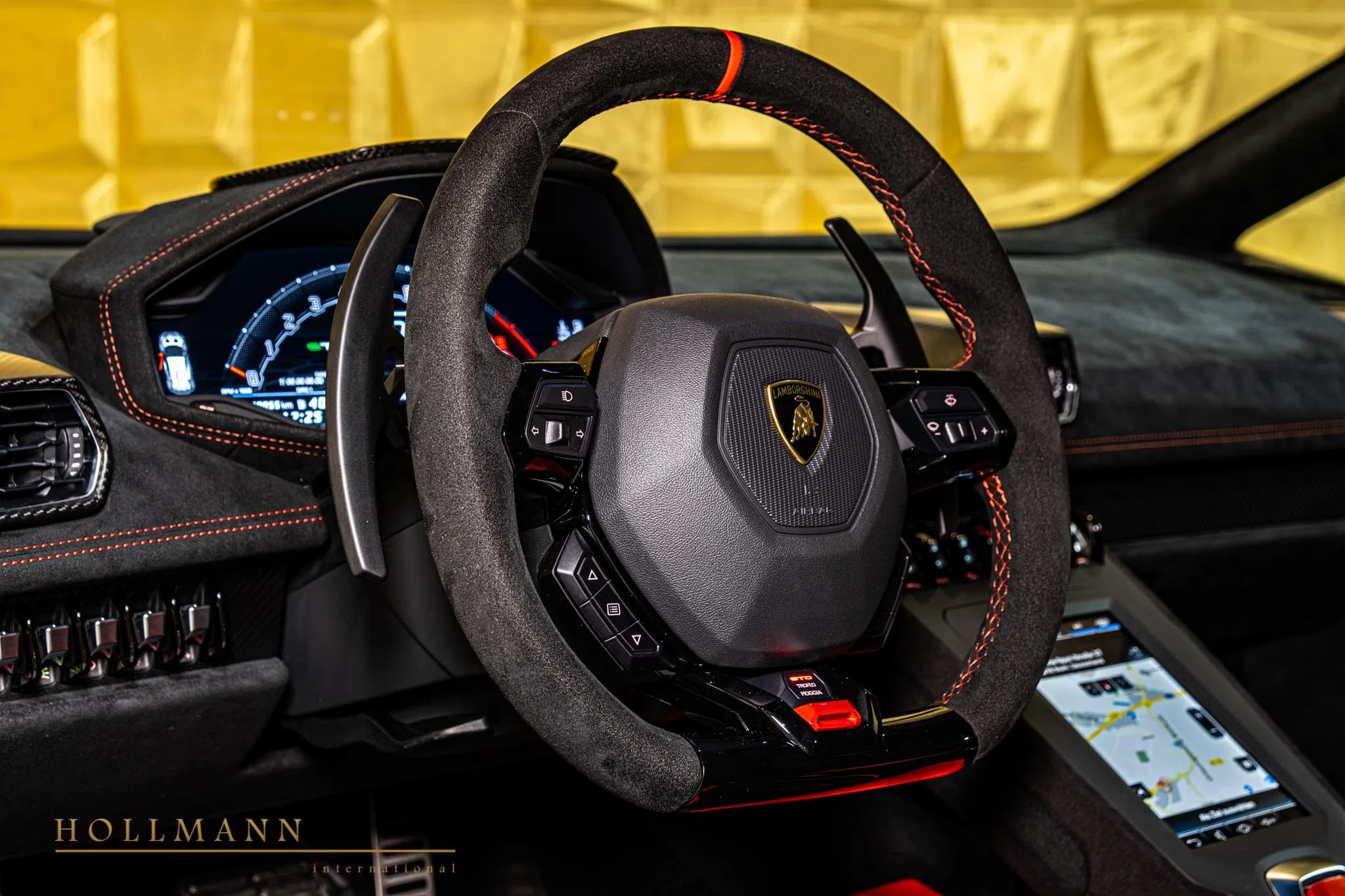 2024 Lamborghini Huracán STO interior, steering wheel
